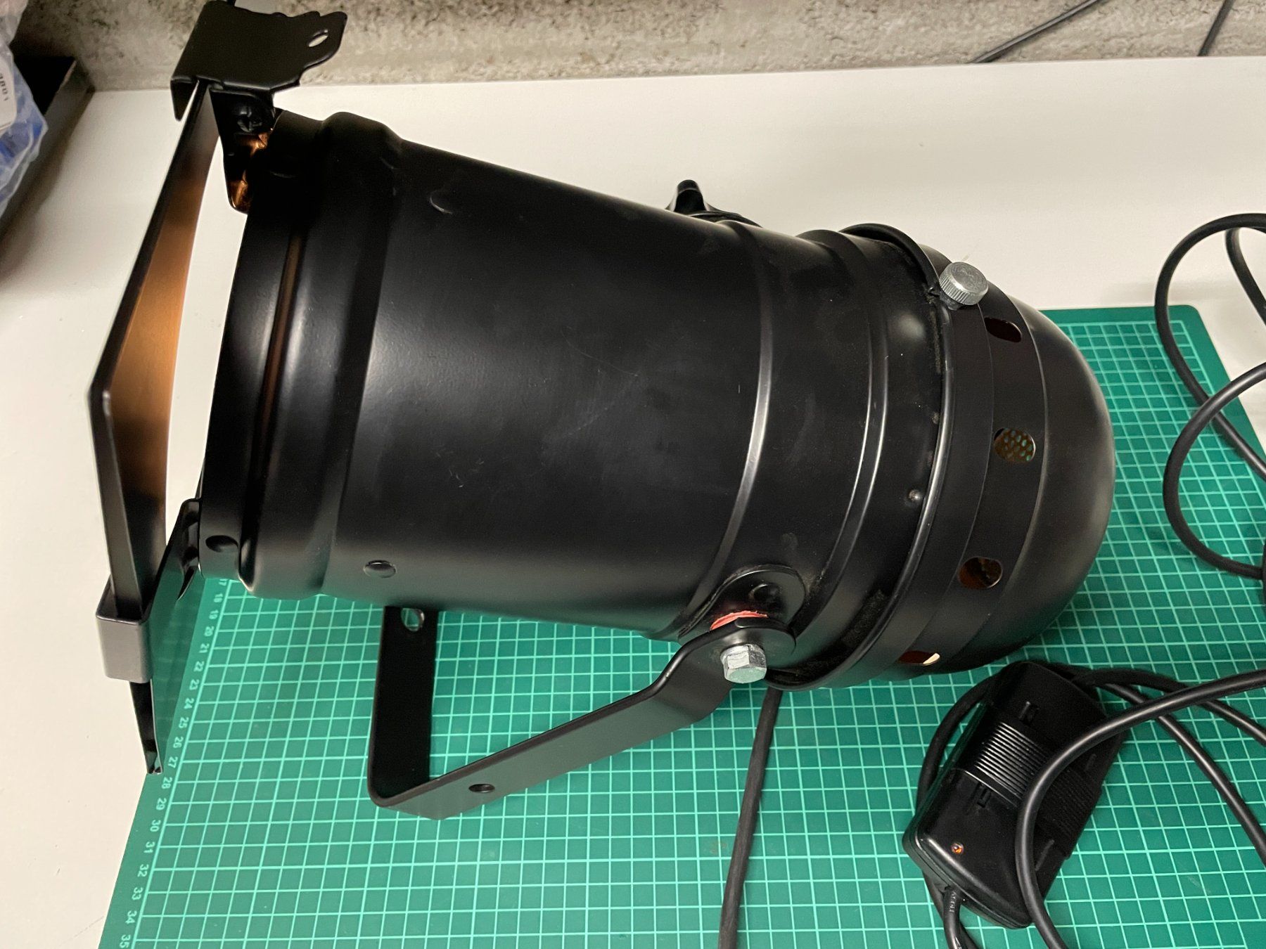 Lampen: JBSYSTEMS PAR56 Pro Black – Gebraucht aus Bernex von giumireva