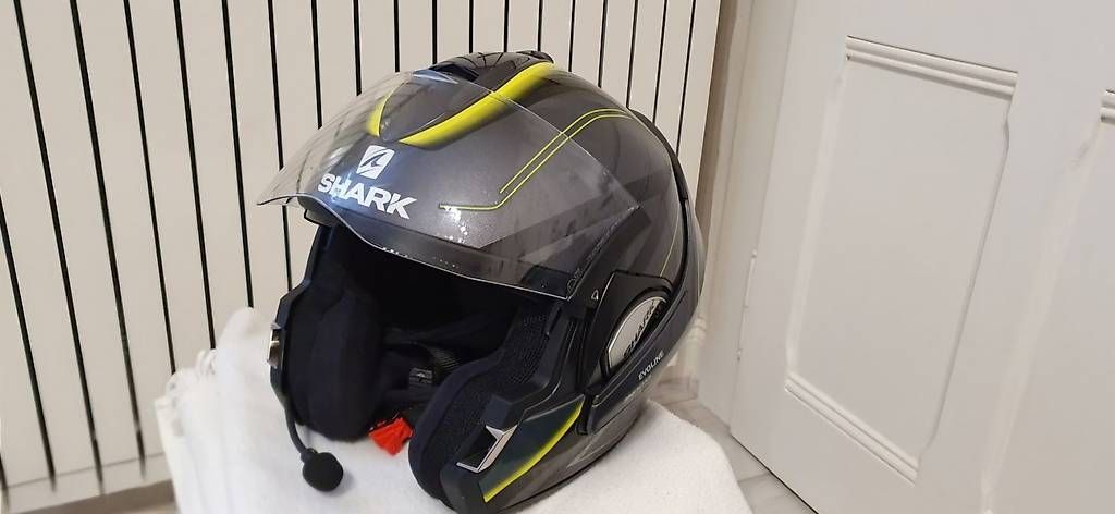 Caschi & visiere: Casques moto x2 avec Cardo – Nuovo e nell'imballaggio originale da Porrentruy venduto da Ericporrentruy 1