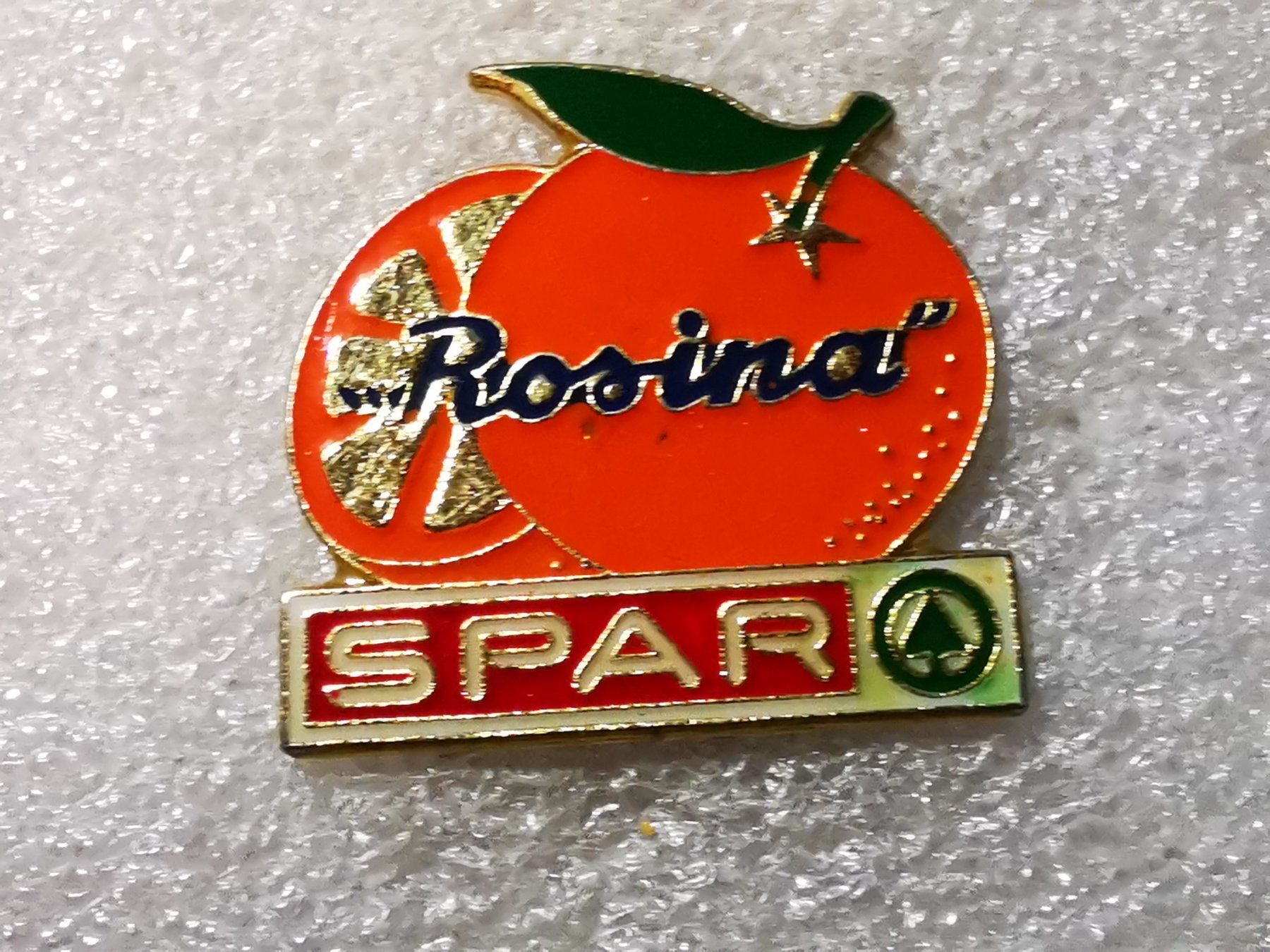Placchette & Badge: Ansteckpin 52: Spar x Rosina – Usato da Oppligen venduto da Pin-Fall-Shop