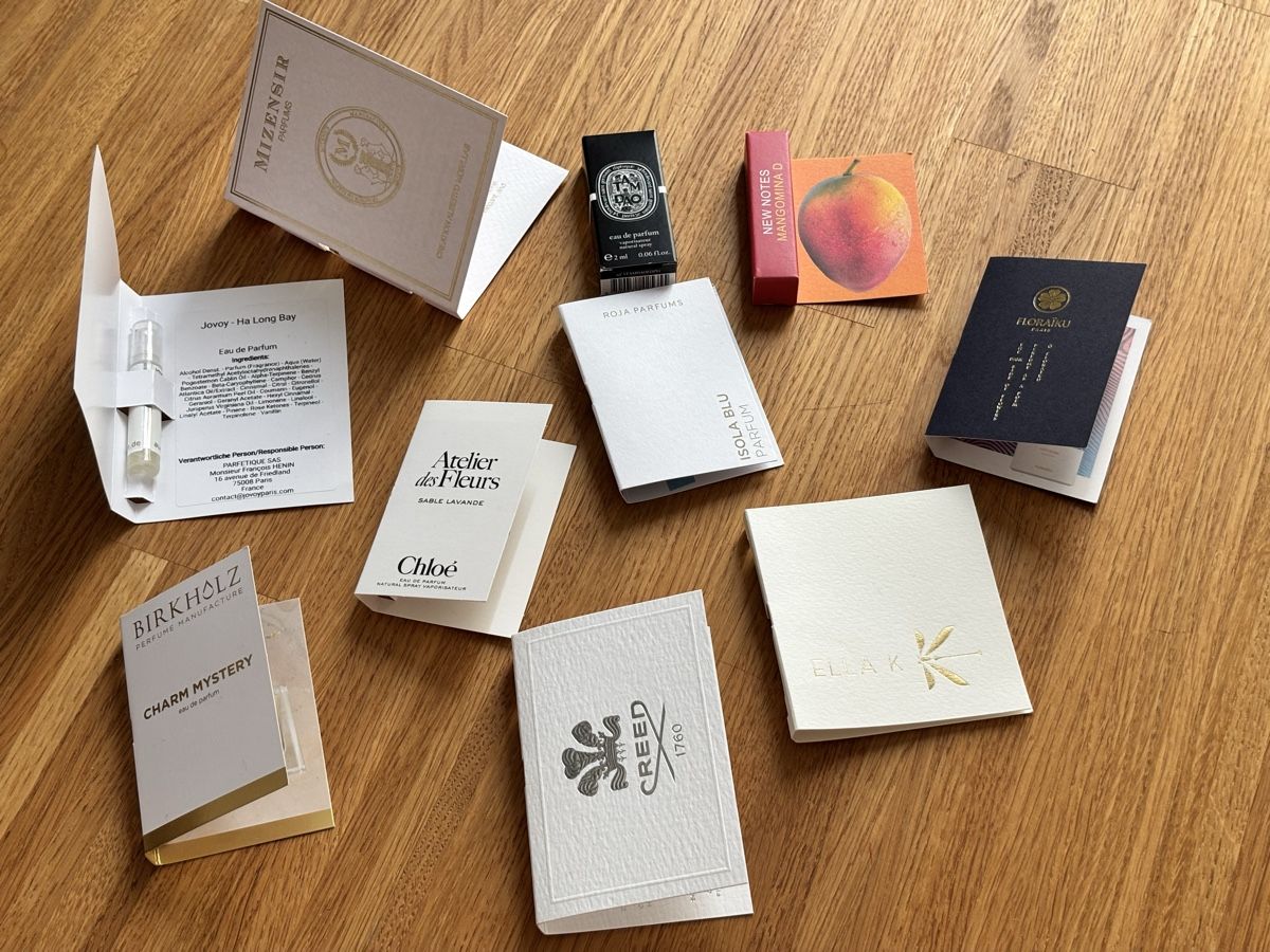 Parfum & Eau de Toilette: Parfum Proben Set gemischte Marken 10 Stk. – Gebraucht aus Zürich von Thetimtam