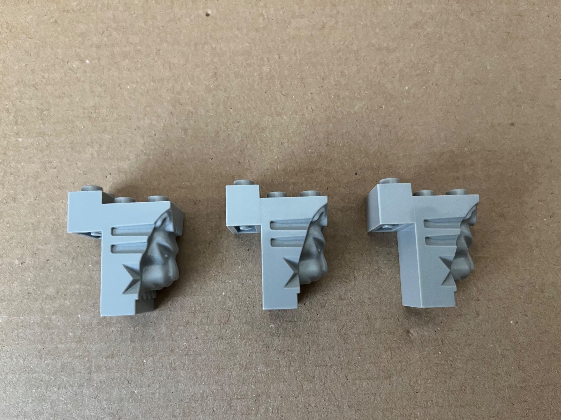 Lego Giocattoli: Lego 3x Stein Löwe Löwenkopf grau – Usato da Ostermundigen venduto da bibi511 1