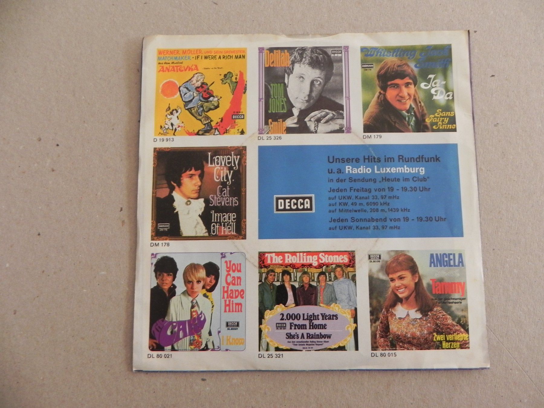 Dischi in vinile: Single brit. Sänger Tom Jones mit Welthit 1968 Help yourself – Usato da Siebnen venduto da krimsie 1