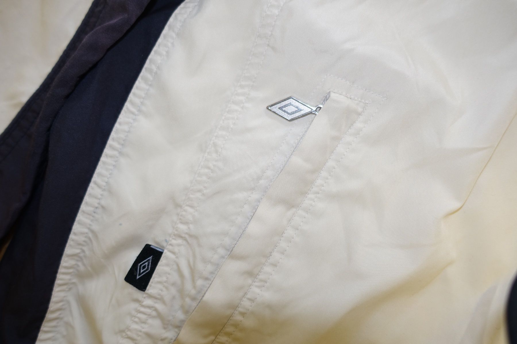 Umbro Giacche: Vintage Windjacke – Usato da Bern venduto da Bija_Secondhand 2