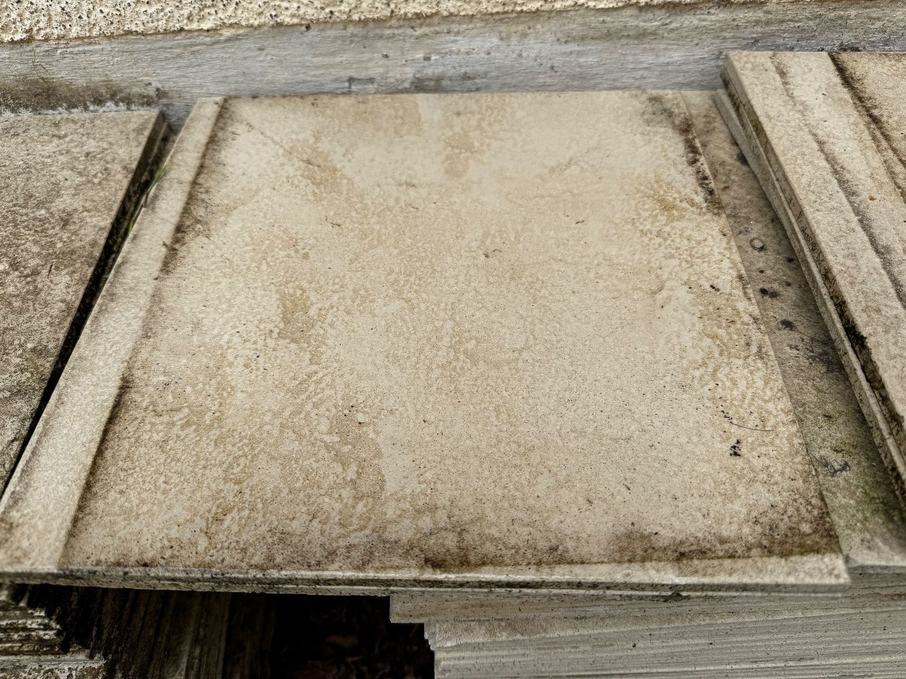 Revêtements de sol: Bodenplatten – D'occasion à Mönthal par mar_8klm 2