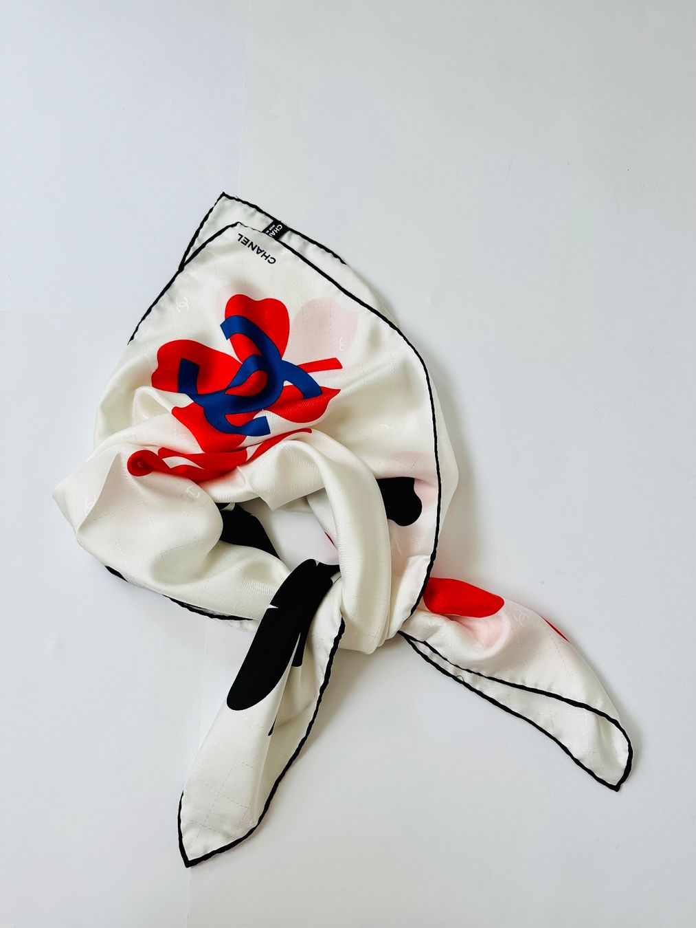 Chanel Foulard & Sciarpe: Chanel foulard – Nuovo (secondo la descrizione) da Pregassona venduto da Reluxuryspace 5