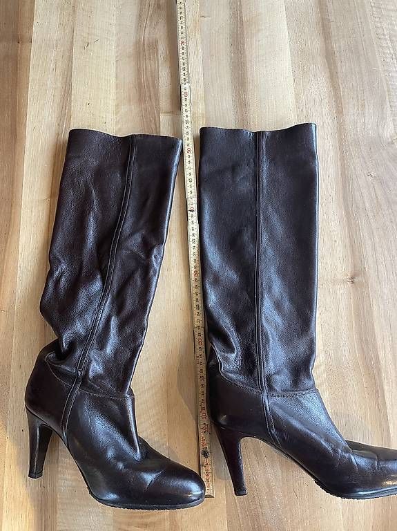 Scarpe da donna: Vero Cuoio Lederstiefel Gr 40 – Usato da Luzern venduto da Nufi6