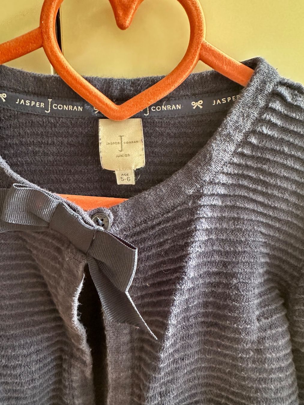 Maglioni & Felpe: Pullover für Mädchen Jasper Conran – Usato da Dürrenroth venduto da tvy_bh56 1