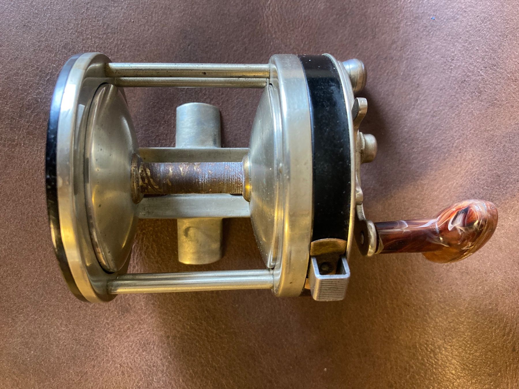 Tamburi & Mulinelli: PFLUEGER CAPITOL ANTIKE ANGELROLLE – Usato da Bottmingen venduto da Surubi 2