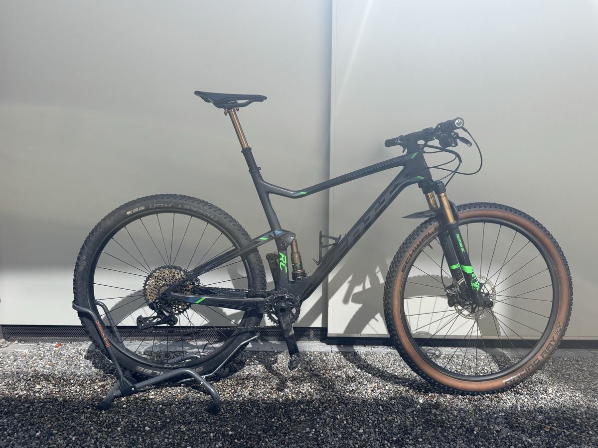Scott Biciclette: Spark 900 Ultimate/ 10,3 kg Fully – Usato da Zürich venduto da michj01