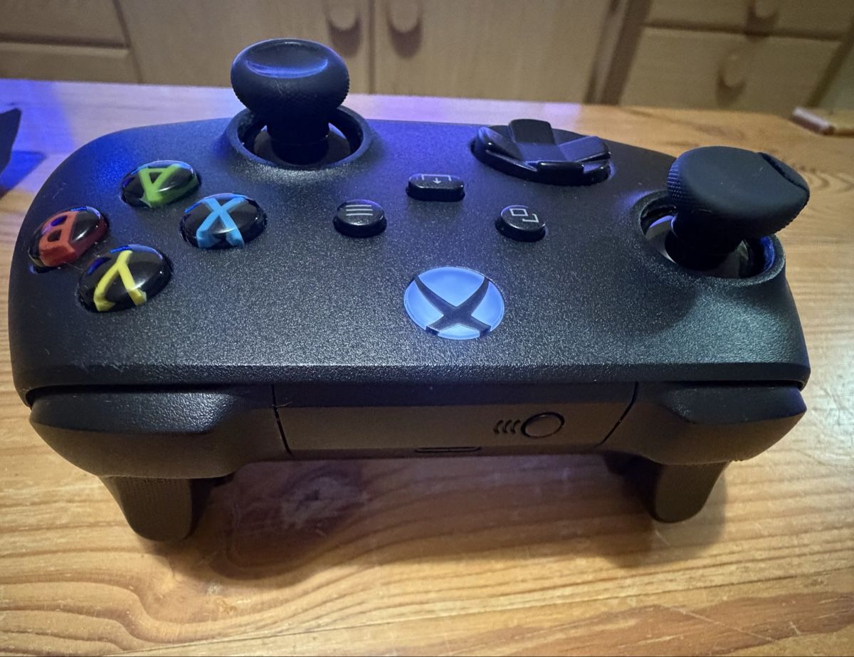 Microsoft Controller: Xbox series X/S Wireless Controller schwarz  – Usato da Flumserberg tannenboden alp venduto da pedroredshoes 3