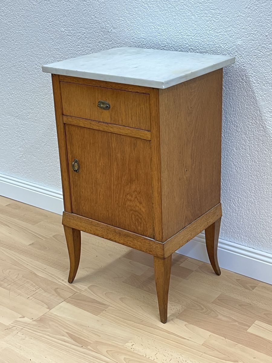 Tables de nuit: Antiker Nachttisch / Schrank mit Marmorplatte, – D'occasion à Horgen par Grizzly83