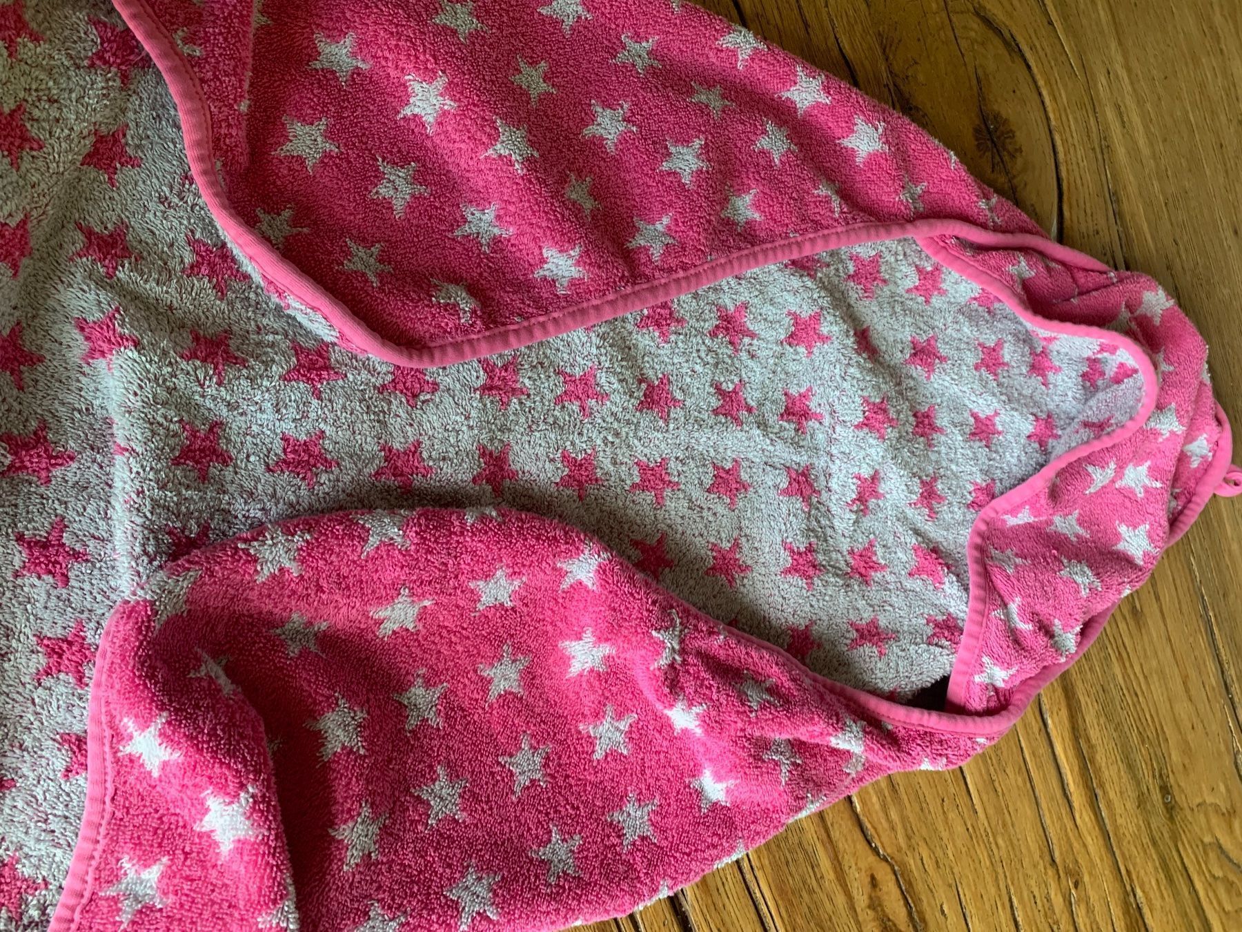 Teli da bagno: Kapuzenbadetuch Bellybutton – Usato da Zürich venduto da baby0022