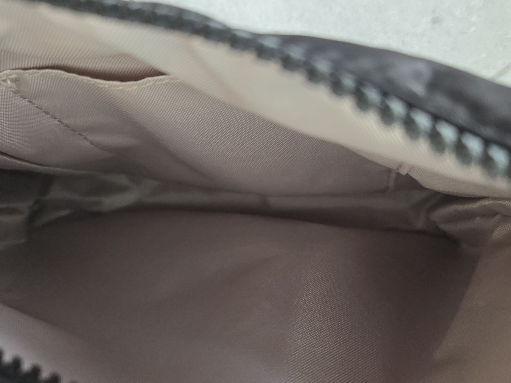 Kipling Borse da donna: schöne, leichte Tasche, Kipling – Nuovo (secondo la descrizione) da Wiesendangen venduto da Sinhuk 3