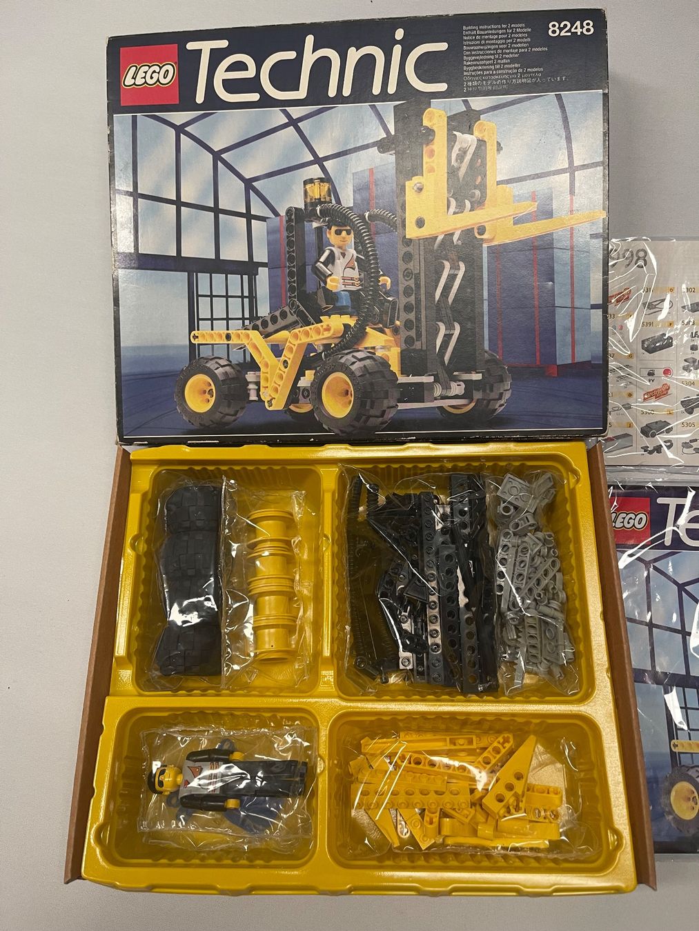 Lego Kit di costruzioni: 8248 Lego Technic Gabelstapler mit OVP und Vollständig – Usato da Villigen venduto da ONITRO81 2