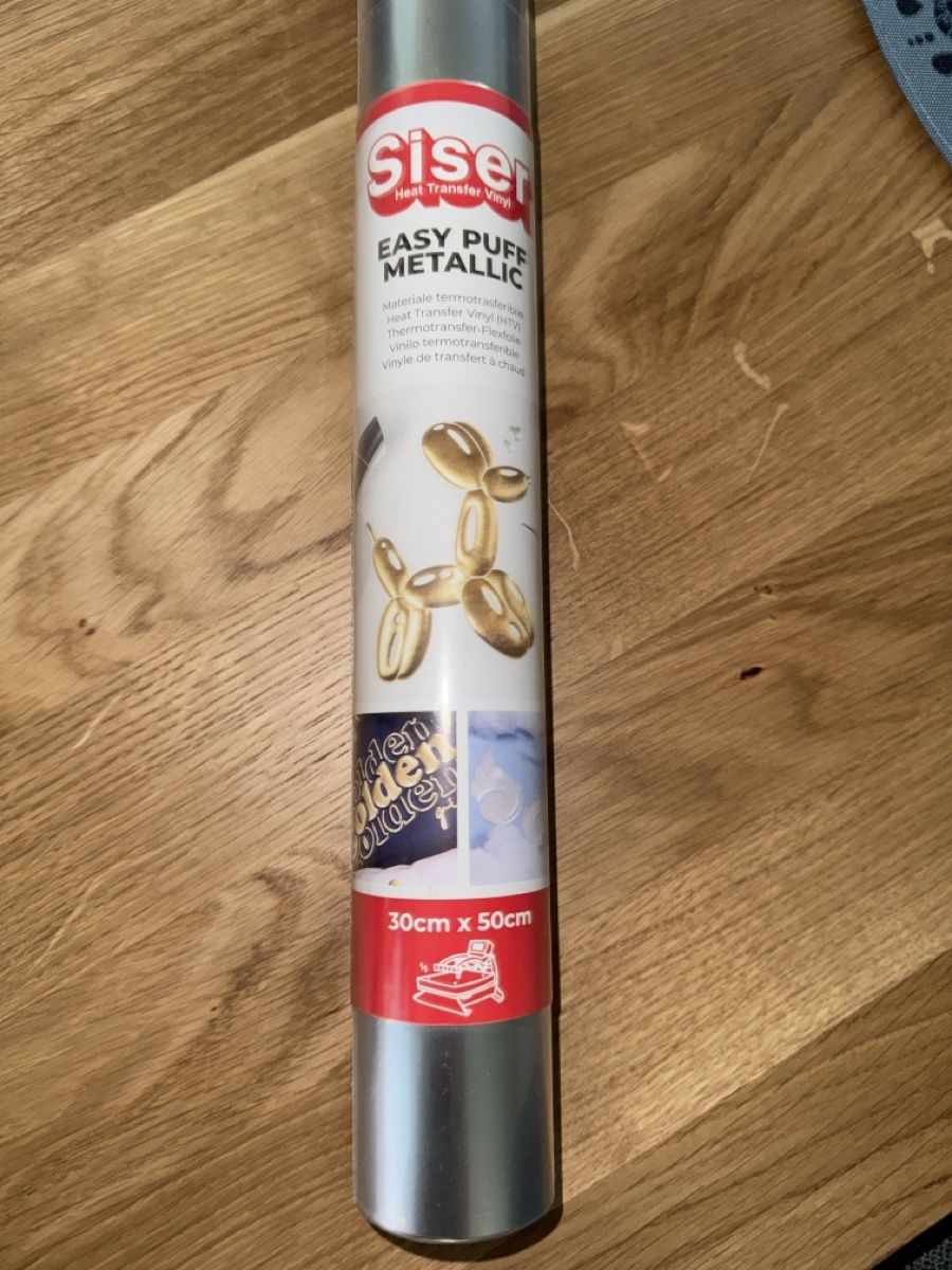 Fogli trasparenti: Siser Easy Puff Metallic Silver Aufbügelfolie – Nuovo e nell'imballaggio originale da Zürich venduto da szityu