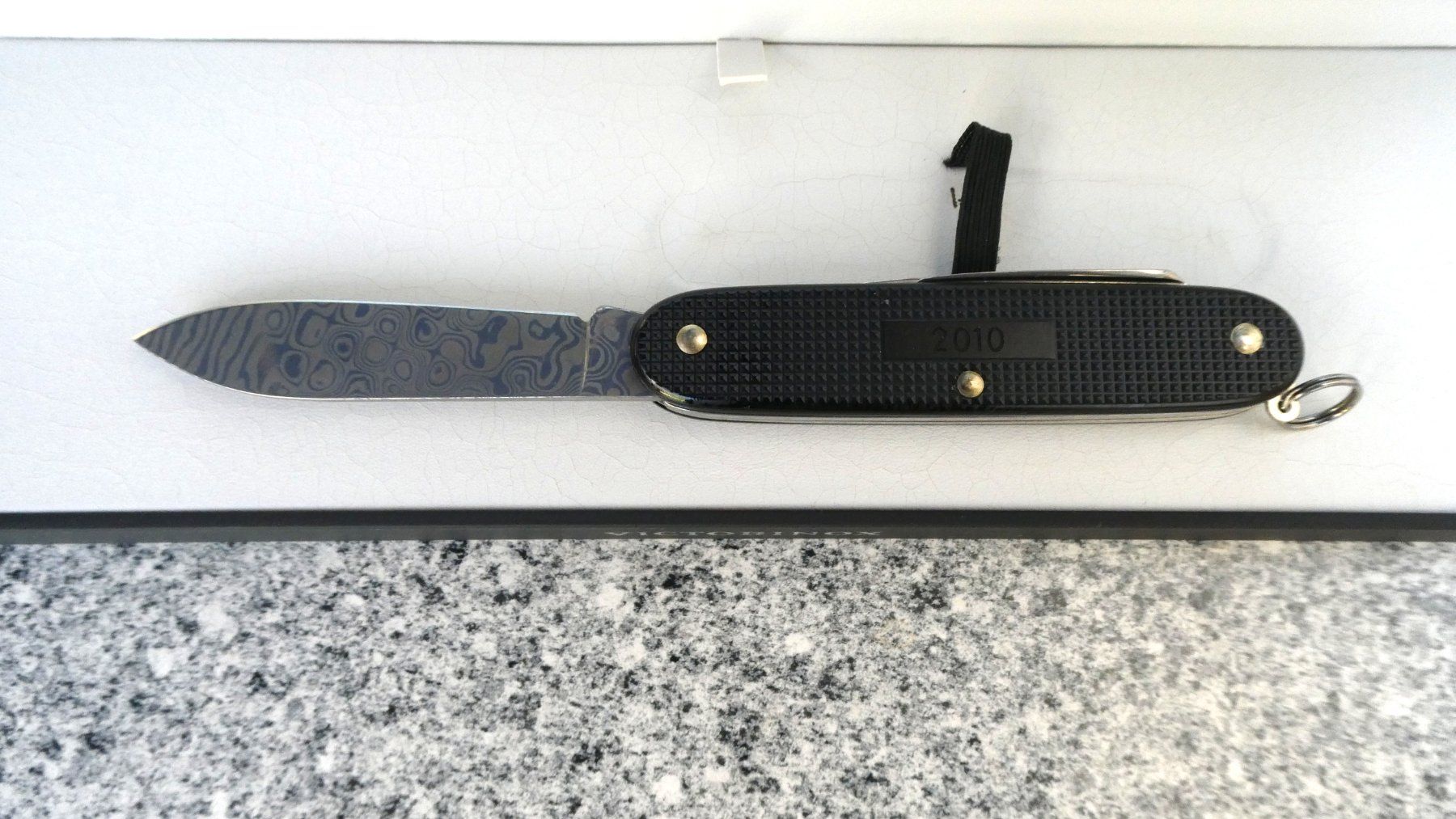 Victorinox Taschenmesser: Victorinox Damast 2010 – Neu und originalverpackt aus Niederlenz von Fremp 6