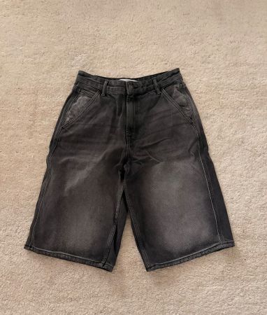 Jort Bershka Noir