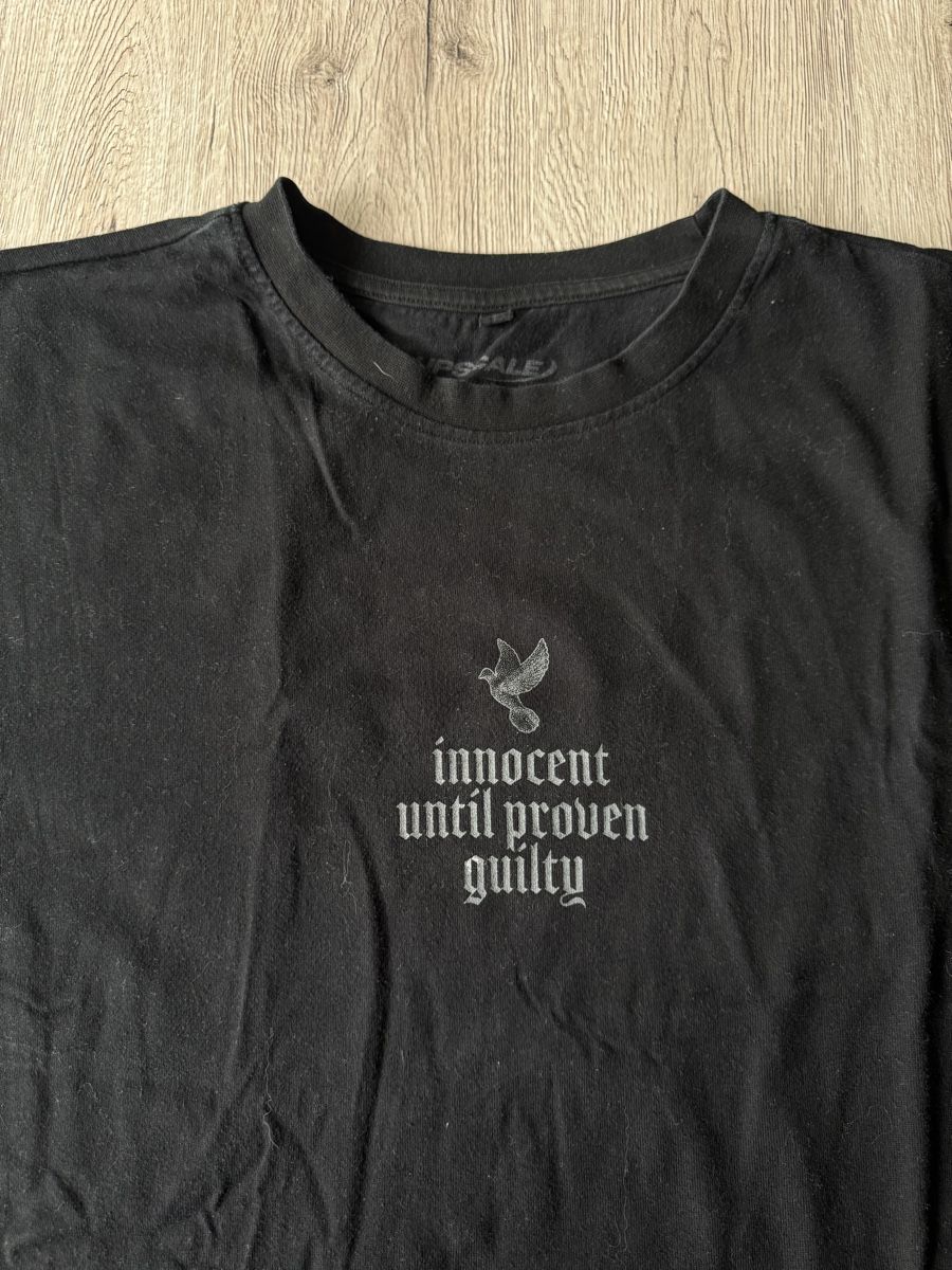 T-shirt: T-Shirt black – Usato da Villmergen venduto da van_xv9t 1