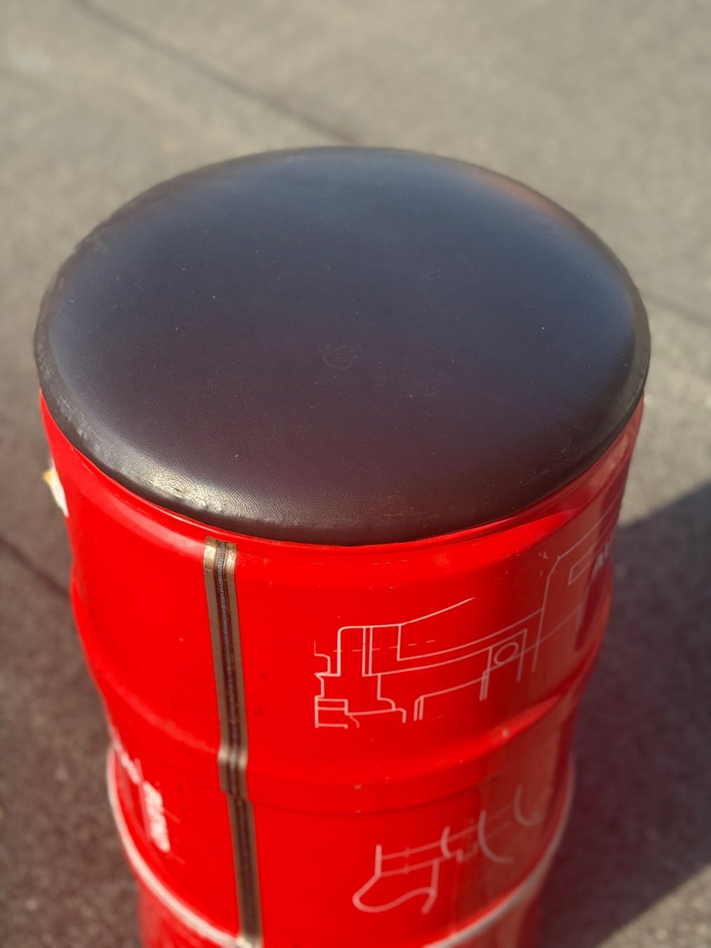 Sgabelli: MOTUL Ölfass Hocker – Usato da Klingnau venduto da Umweltklinik 3