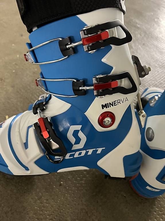Scarpe da uomo: Chaussures de telemark 24,5 neuve  – Usato da Lausanne venduto da litchi18 4