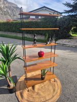 Étagère vintage en bois et métal