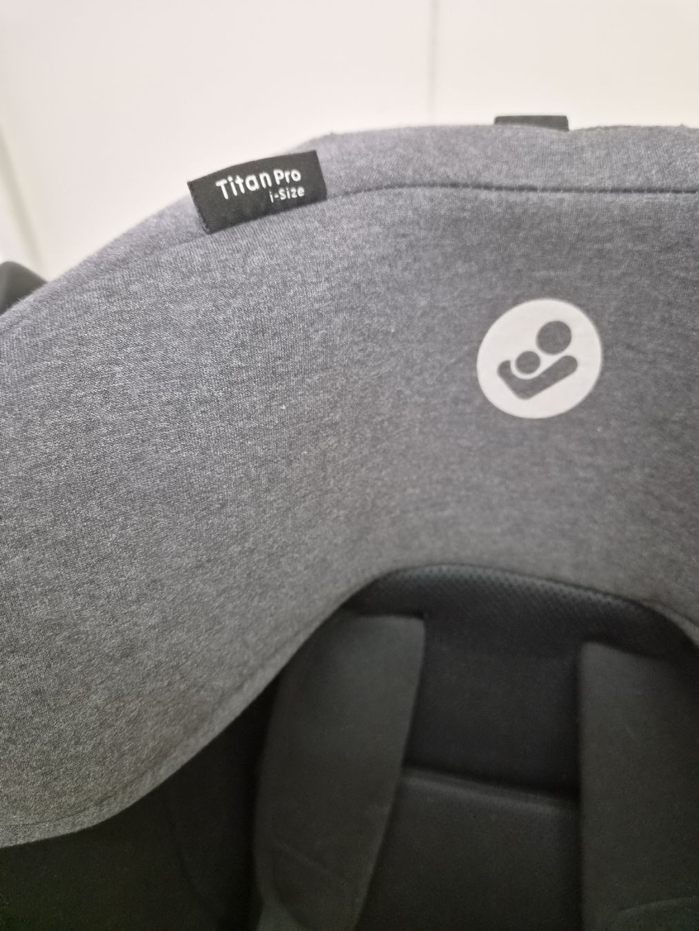 Maxi-Cosi Sièges auto: Maxi Cosi Titan pro – D'occasion à Zürich par martin.caluori 1