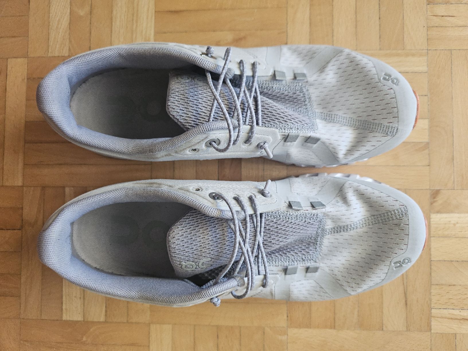 On Herrenschuhe: On Cloud Laufschuhe Grösse 40,5 – Gebraucht aus Rüti ZH von Atena007