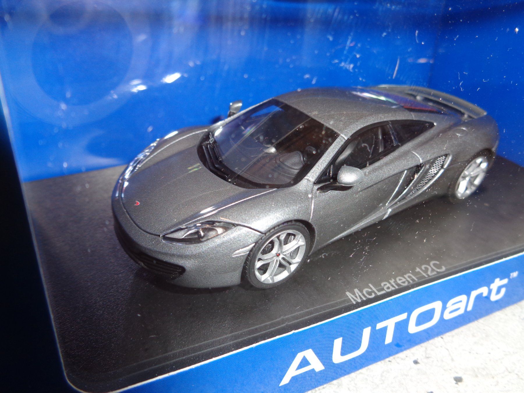 Mclaren Modellini d'auto: 1:43 AutoArt McLaren 12C – Nuovo e nell'imballaggio originale da Reconvilier venduto da rallycar 1