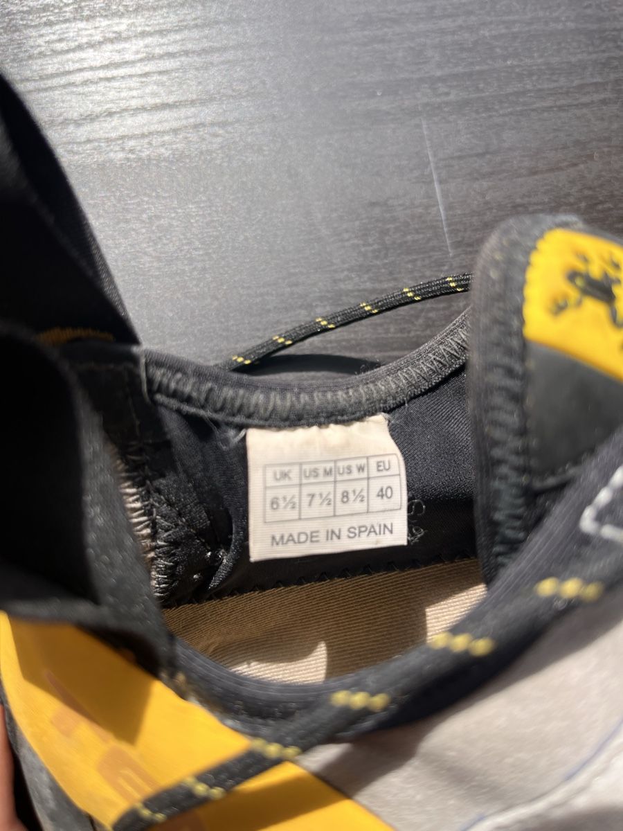 Kletterwände & Klettergriffe: Climbing shoes worn 4 times – Gebraucht aus Interlaken von EKo1man 4