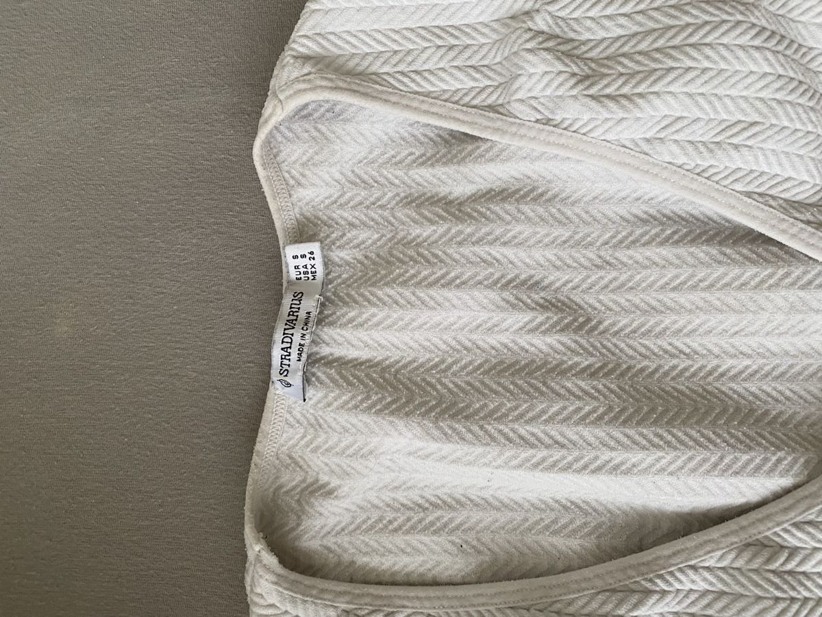 Stradivarius Top: Weisses Top – Usato da Zürich venduto da yae56 1