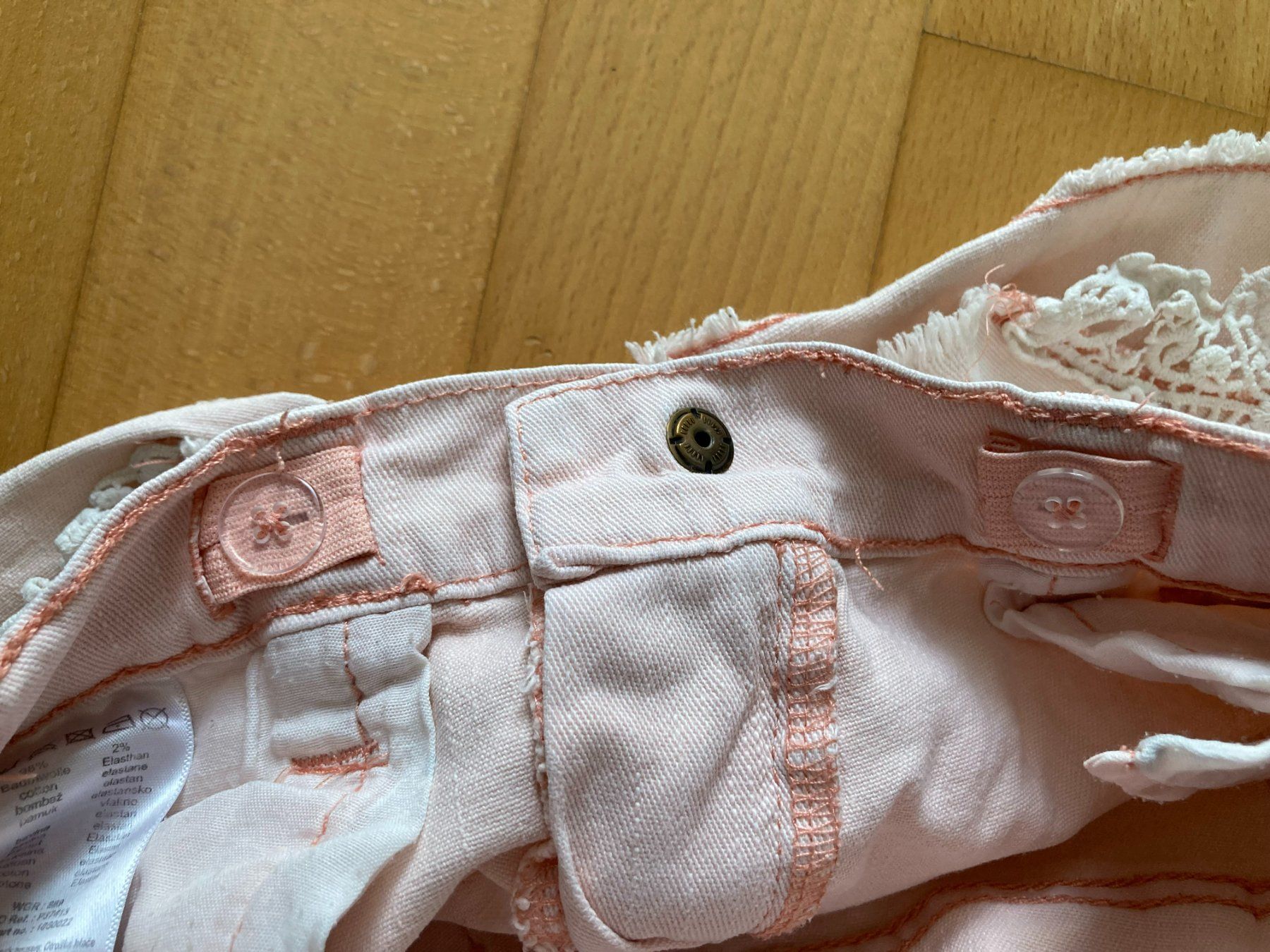 Pantaloni: Shorts – Usato da Muttenz venduto da Juvenile33 4