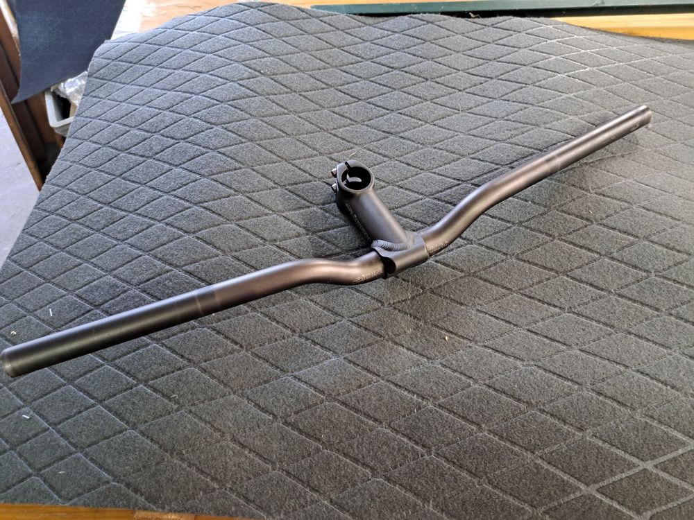Pièces détachées: Icon Lenker Vorbau ab 6.- – D'occasion à Emmenbrücke par bikesandmore75