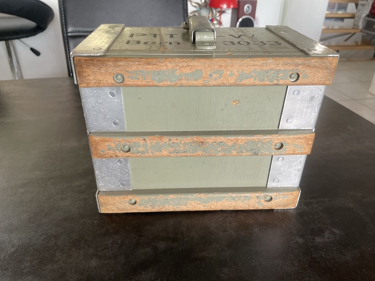 Casse di trasporto: Ancienne Caisse de Transport PTT Bern  – Usato da Vallamand venduto da Bricbracbroc82 6