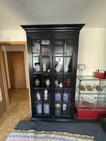 Klassischer Schrank, OP 3500 Euro, Firma Flamant 