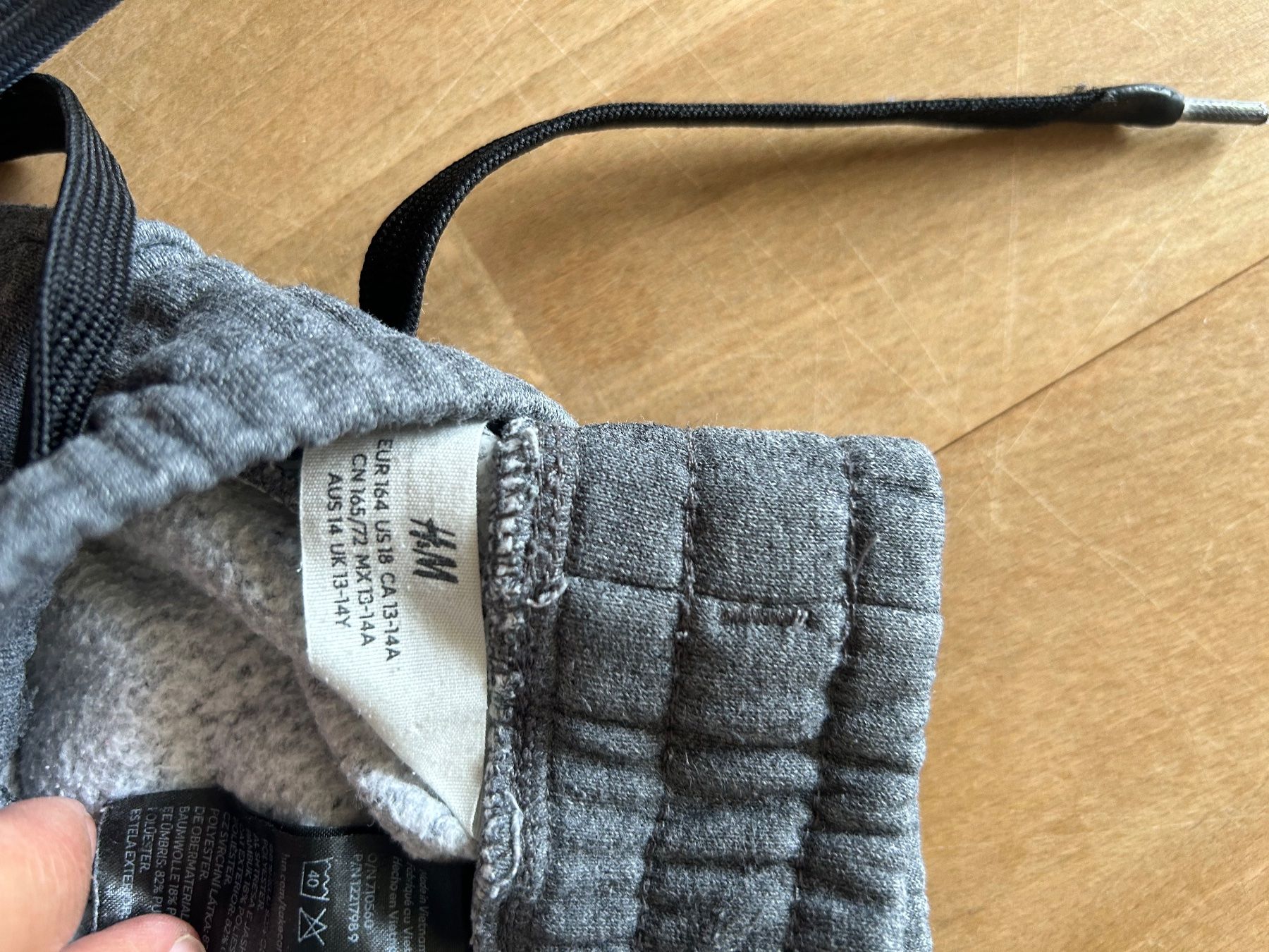 Hosen: Trainerhosen 13-14 J – Gebraucht aus Volketswil von gle_6ftt 1