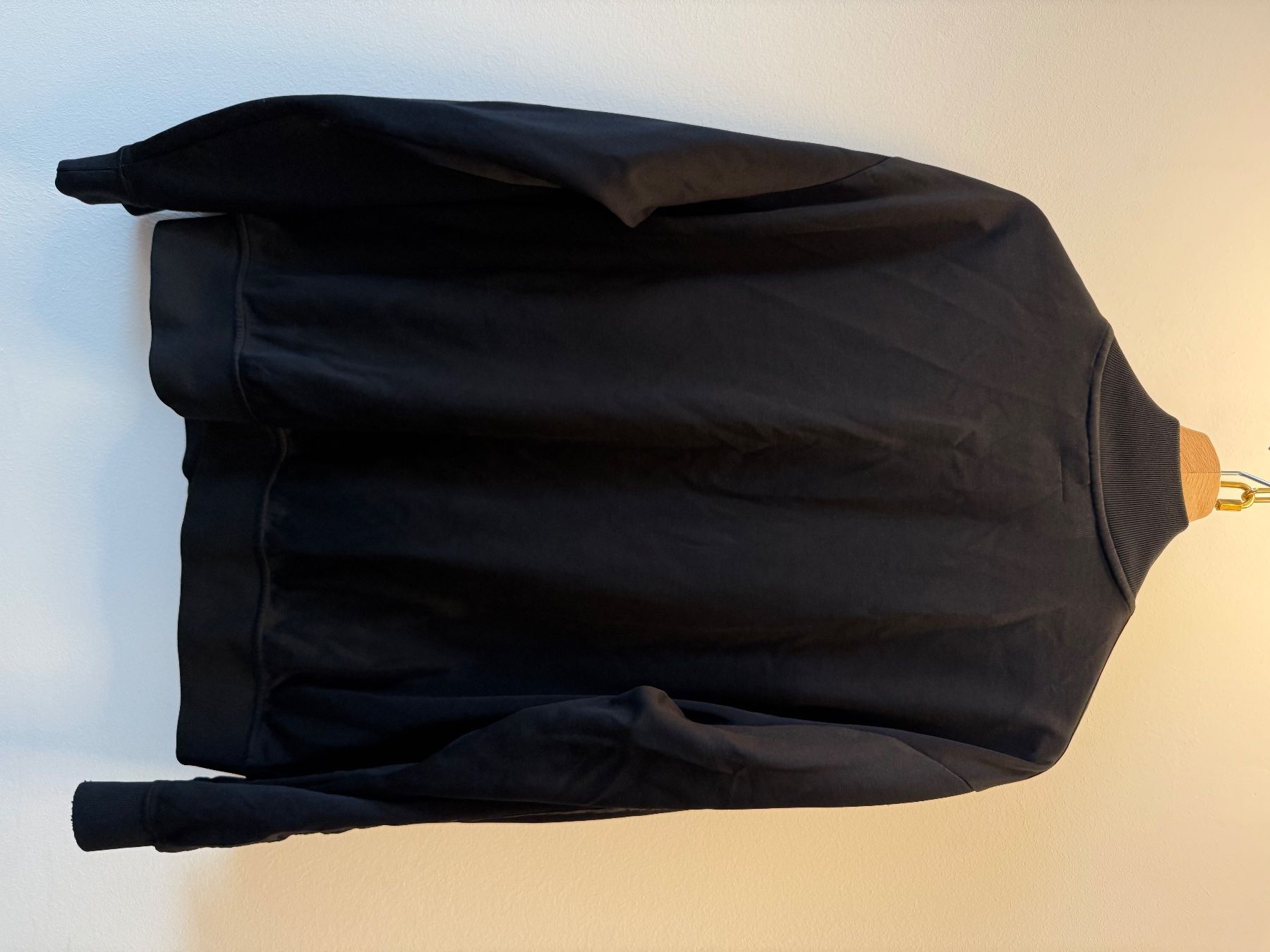 Karl Lagerfeld Maglioni & Felpe: KARL LAGERFELD Sweatshirt mit Reisverschluss – Usato da Schlieren venduto da svenbaettig 3