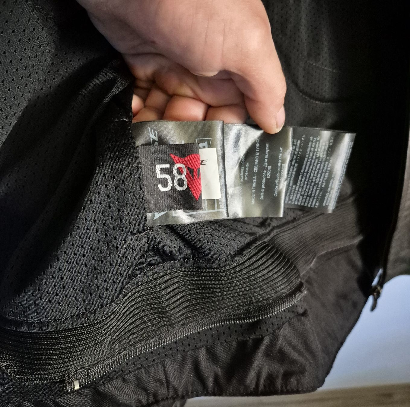 Jacken: Dainese Lederjacke, Größe 58 – Gebraucht aus Schiers von nie_ddg5 2