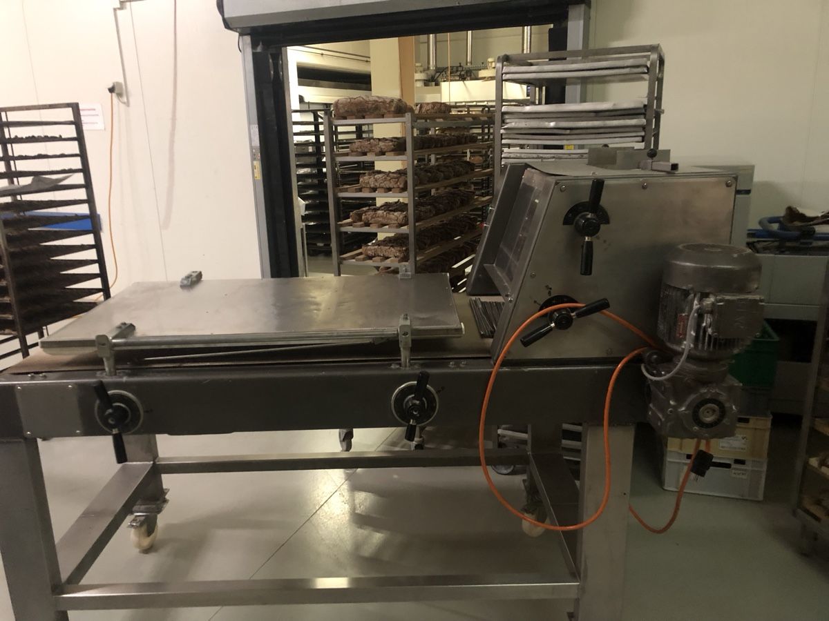 Tutte le macchine: Langroller glimek bäckerei konditorei – Usato da Naters venduto da Headliner88