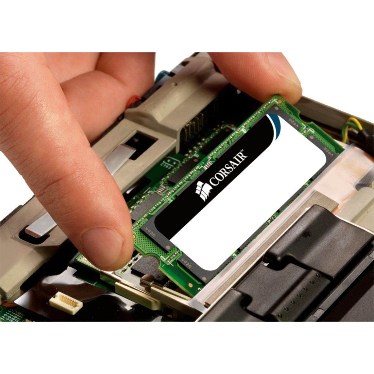 Corsair Memoria / RAM: CORSAIR 2GB DDR3 SODIMM Memory – Nuovo (secondo la descrizione) da Yverdon-les-Bains venduto da CYBELEC 1