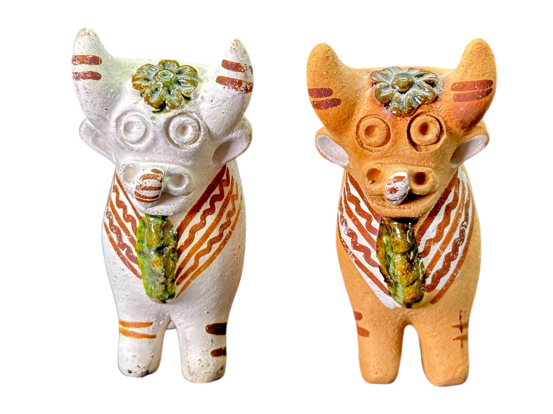 Statuette: 2 Amulettes péruvienne "Torito de Pucara" en terre cuite – Usato da Morges venduto da objetsdepoque 1