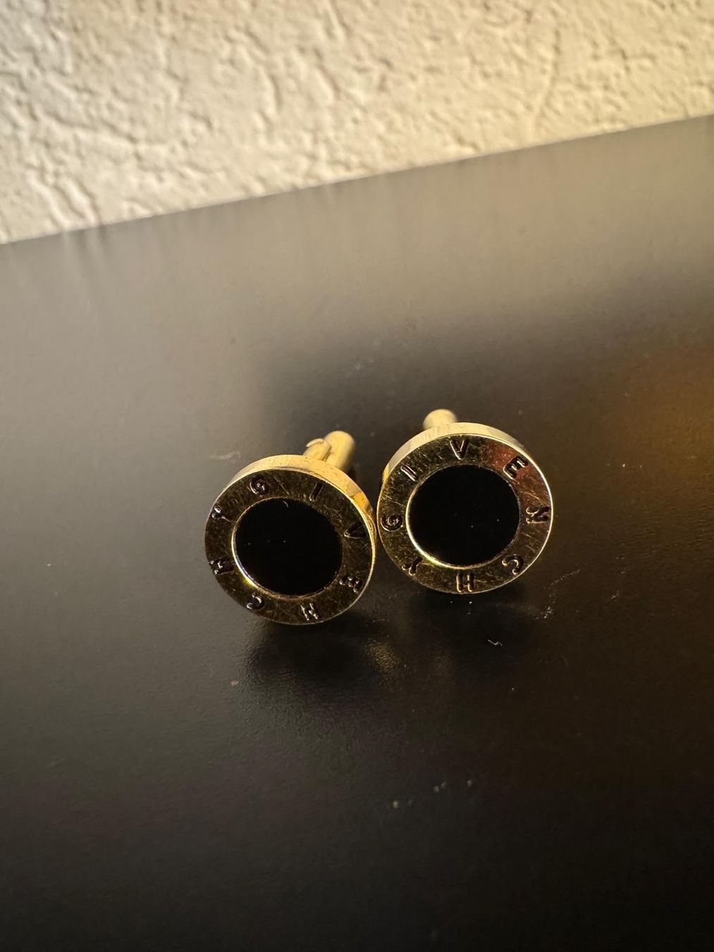 Givenchy Manschettenknöpfe: Givenchy Manschettenknöpfe – Neu (gemäss Beschreibung) aus Winterthur von Dejv 1