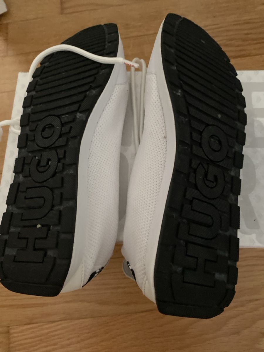 Hugo Boss Chaussures femmes: HUGO BOSS Sneaker Gr. 39, weiss – D'occasion à Stein AG par syl_j9cl 3