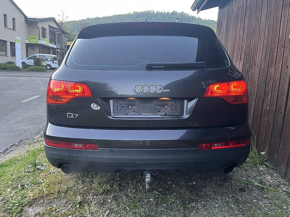 Audi Automobili: Audi Q7 7-Plätzer Ledersitze mit MFK – Difettoso da Wittnau venduto da Ricartutti 4