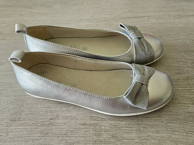 Primigi Scarpe per ragazze: PRIMIGI Kinder Ballerinas Gr. 34 – Usato da Zug venduto da nikspk 2