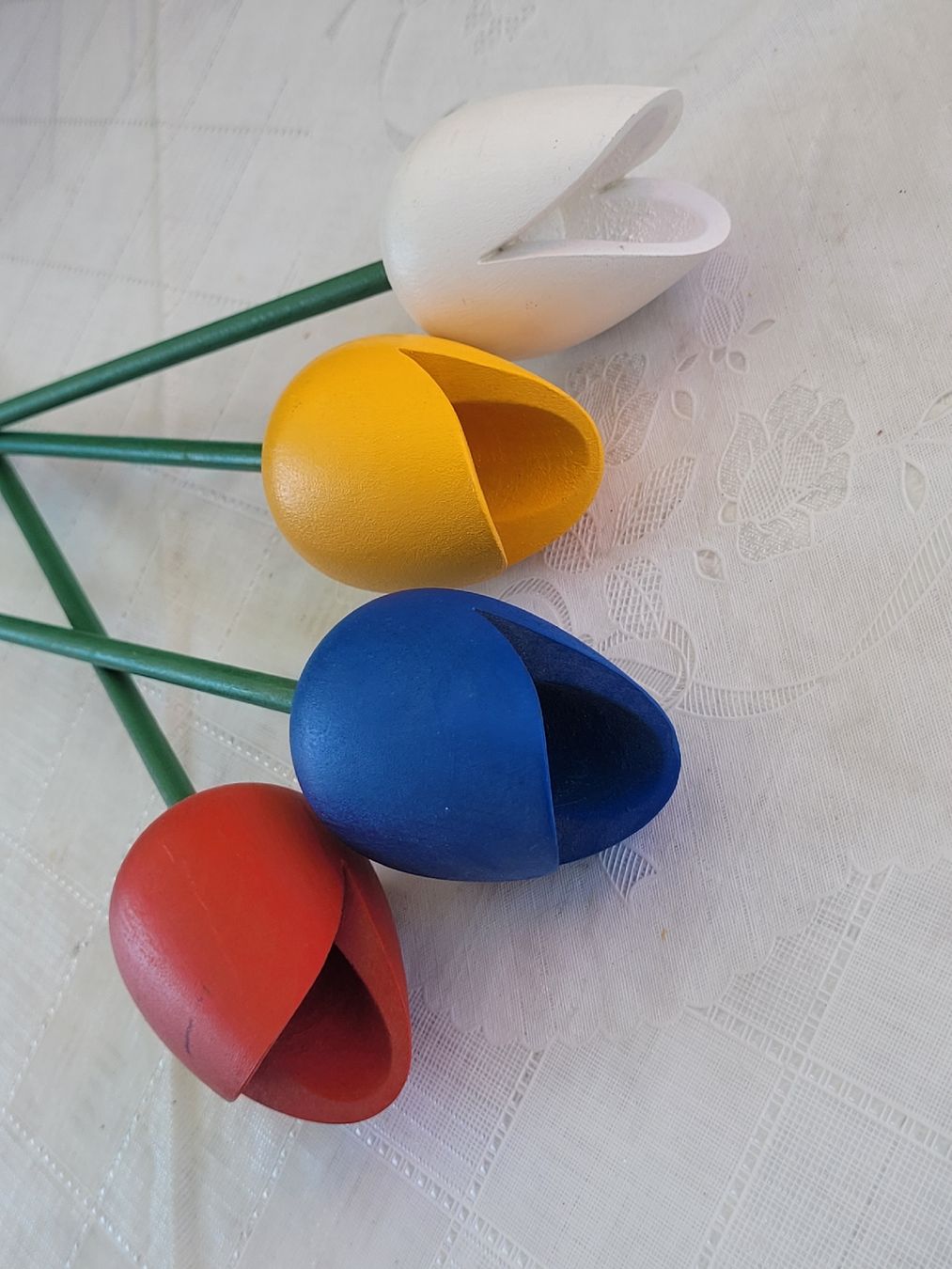 Alle Dekorationen: Zeitlose Tulpen Holztulpen – Gebraucht aus Buttikon SZ von Renco 2