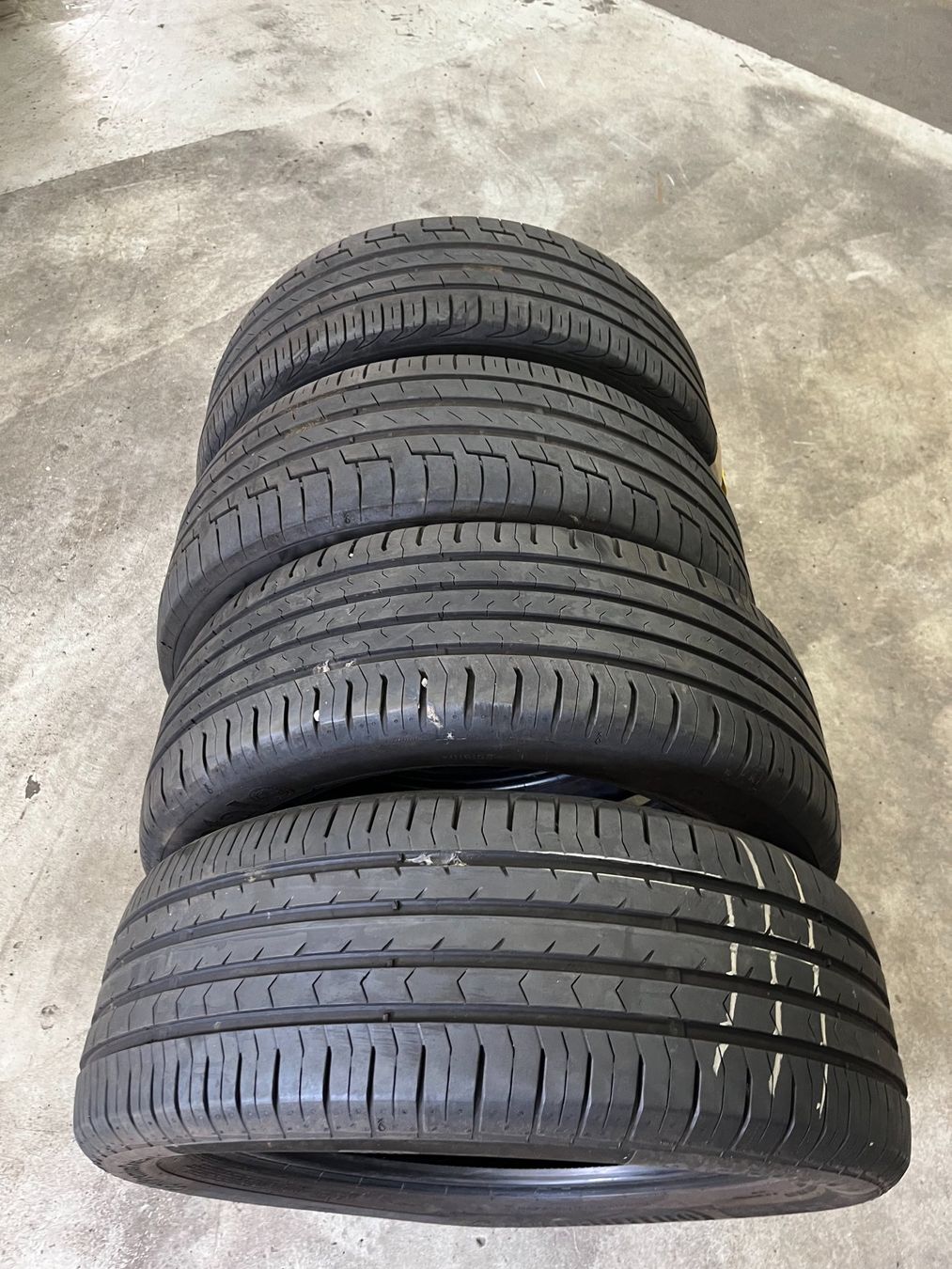 Continental Pneus & Kompletträder: Kpl.Satz Continental  215/55R17 94V – Gebraucht aus Grenchen von Radacag 2