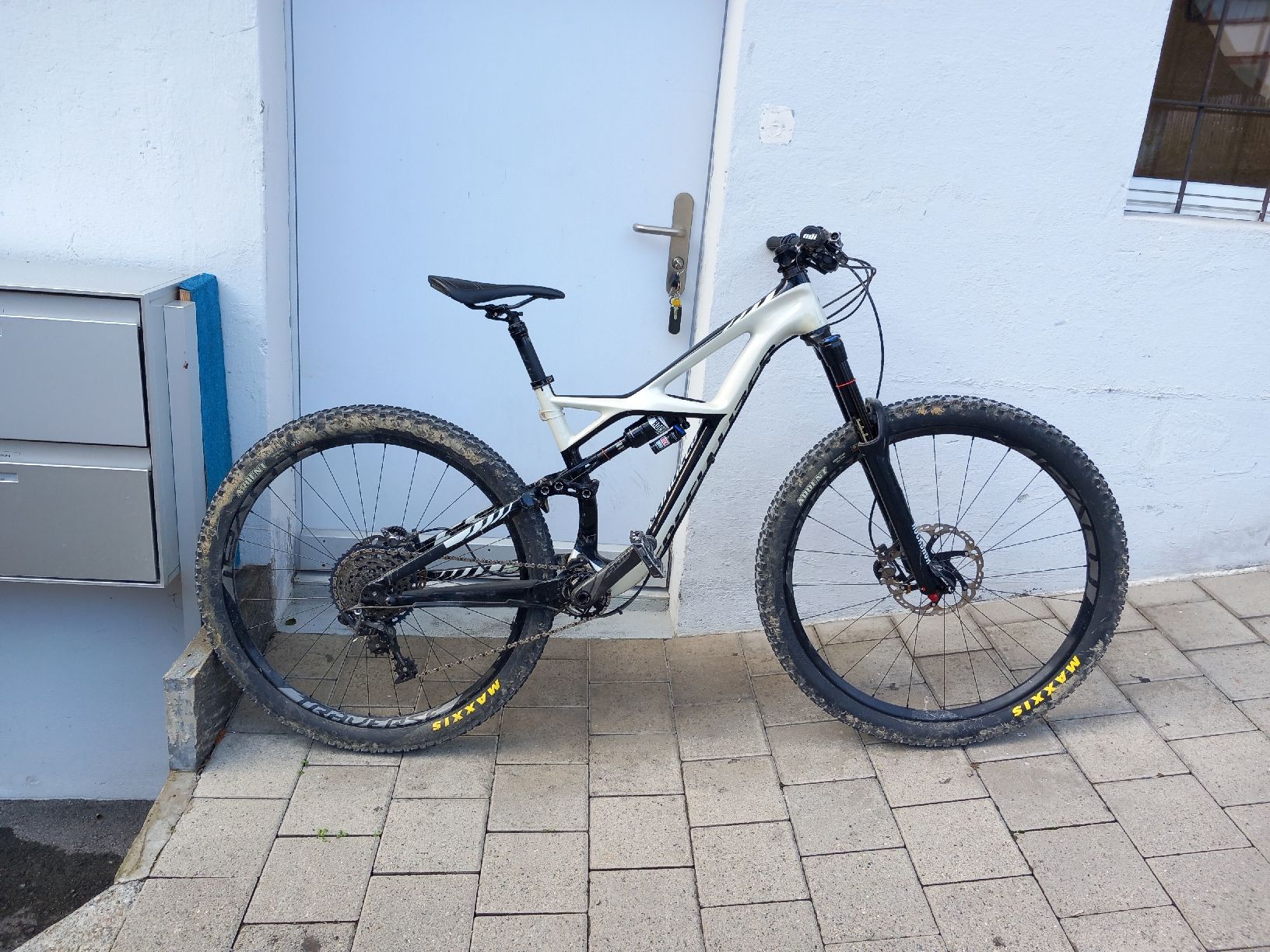 Specialized Velos: Specialized Enduro Carbon Fully 29 Zoll – Gebraucht aus Gommiswald von  1