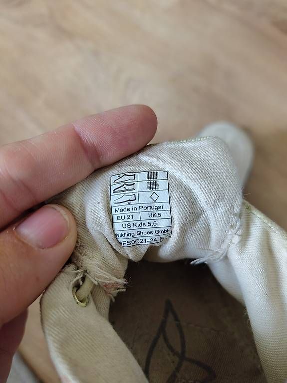 Schuhe für Jungen: Wildling-Barfussschuhe Grösse 21 – Gebraucht aus Sarmenstorf von Wanderea 1