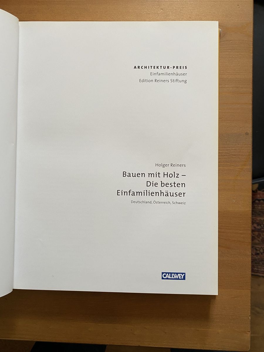 Libri: Buch Bauen mit Holz – Usato da Aathal-Seegräben venduto da wagenburg01 1