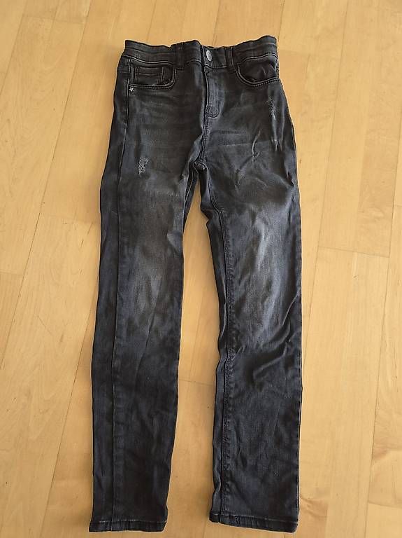 Pantaloni: Verbaudet Jeans Slim, Gr. 140 – Usato da Russikon venduto da i_laura